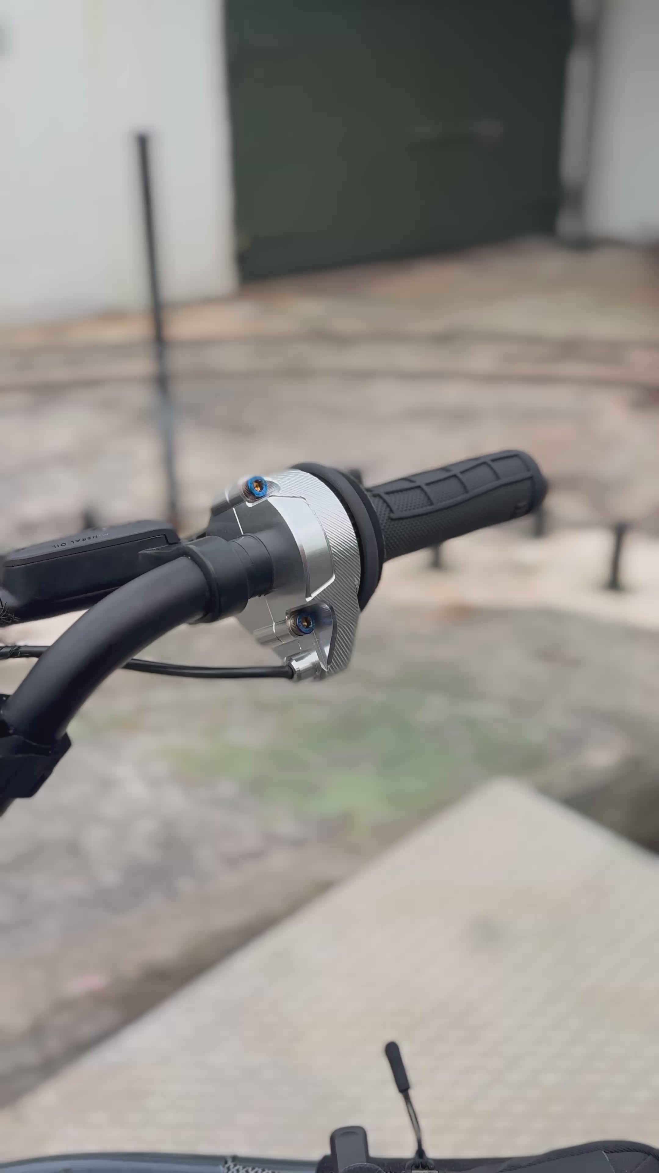 Chrome cnc throttle